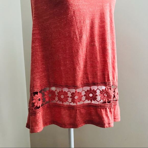 Painted Threads Tank - Picture 4 of 6